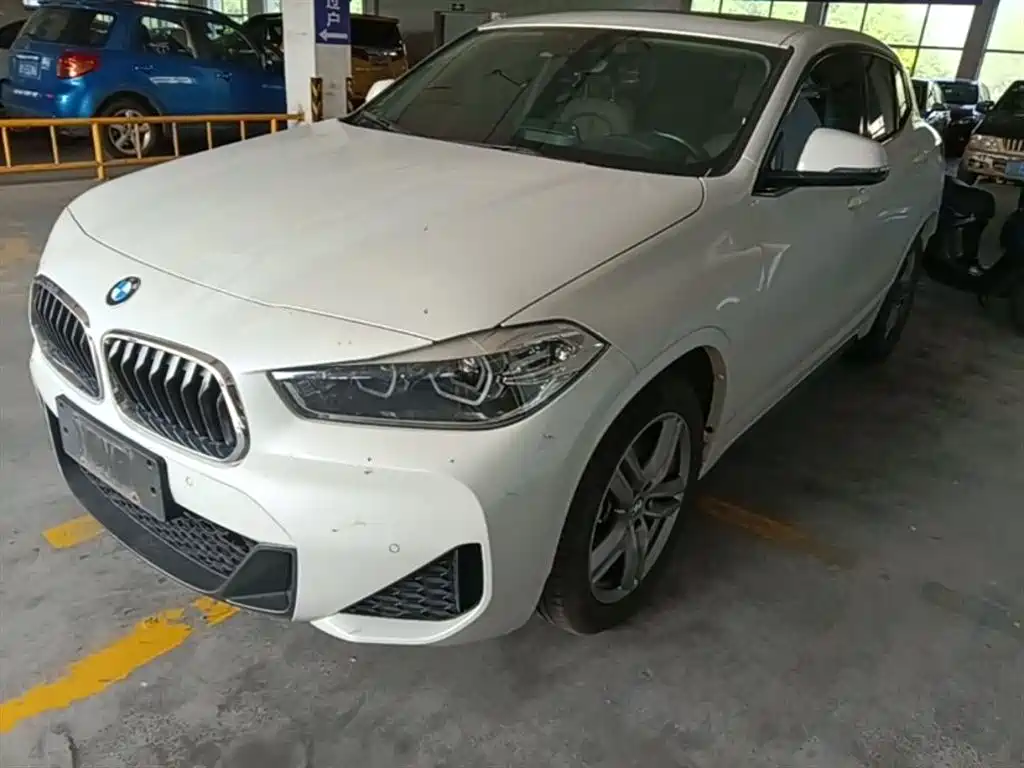 BMW X2 2023 — фото 1