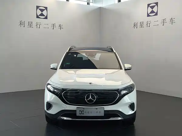 Mercedes-Benz EQB 2024