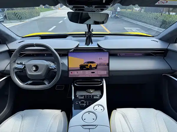 Lotus ELETRE 2025