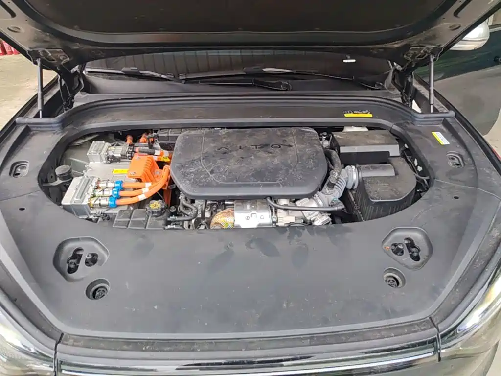 AITO M9 2025 — фото 20