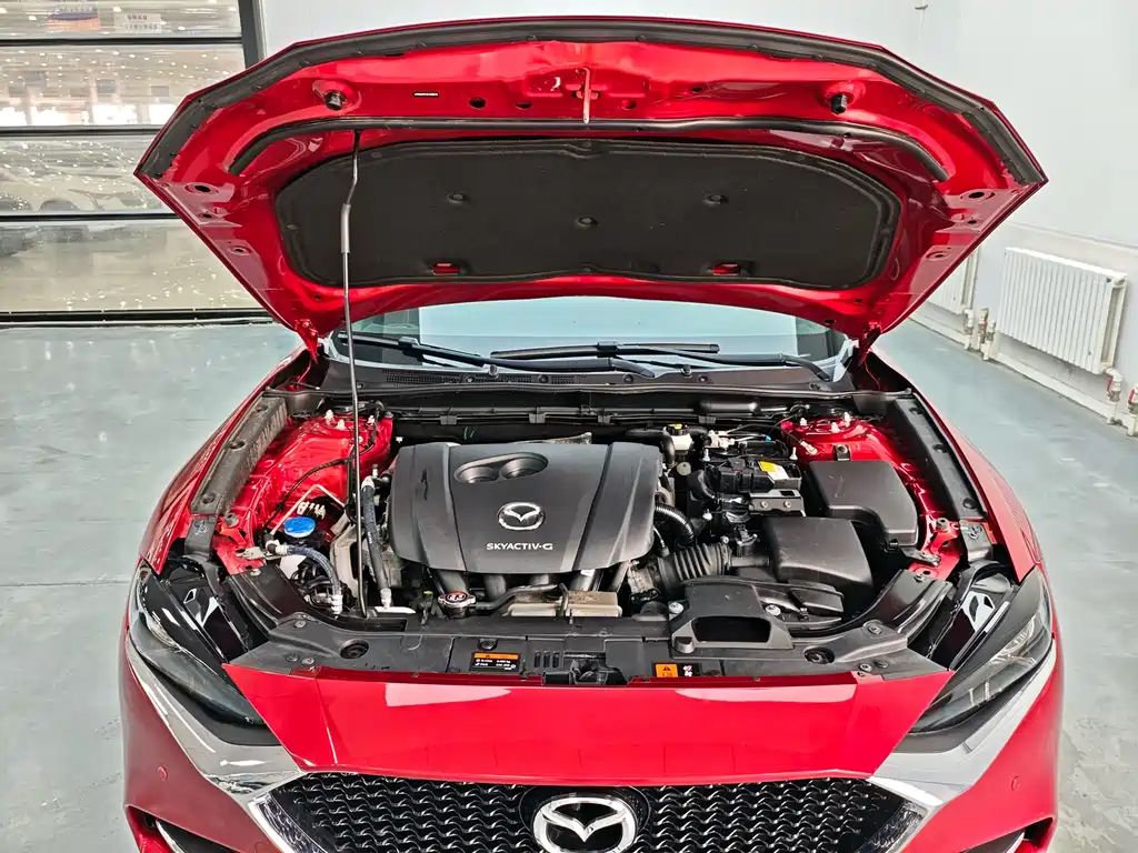 Mazda CX-4 2020 — фото 15