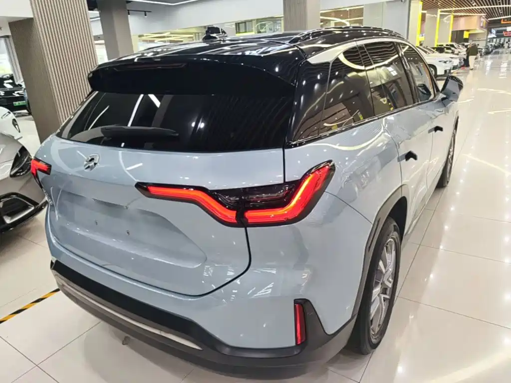 NIO ES6 2021
