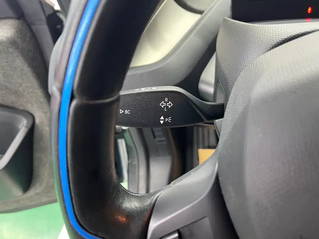 BMW i3 2017 — фото 16