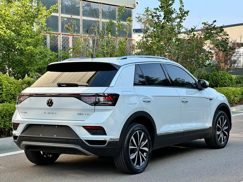 Volkswagen T-Roc 2023