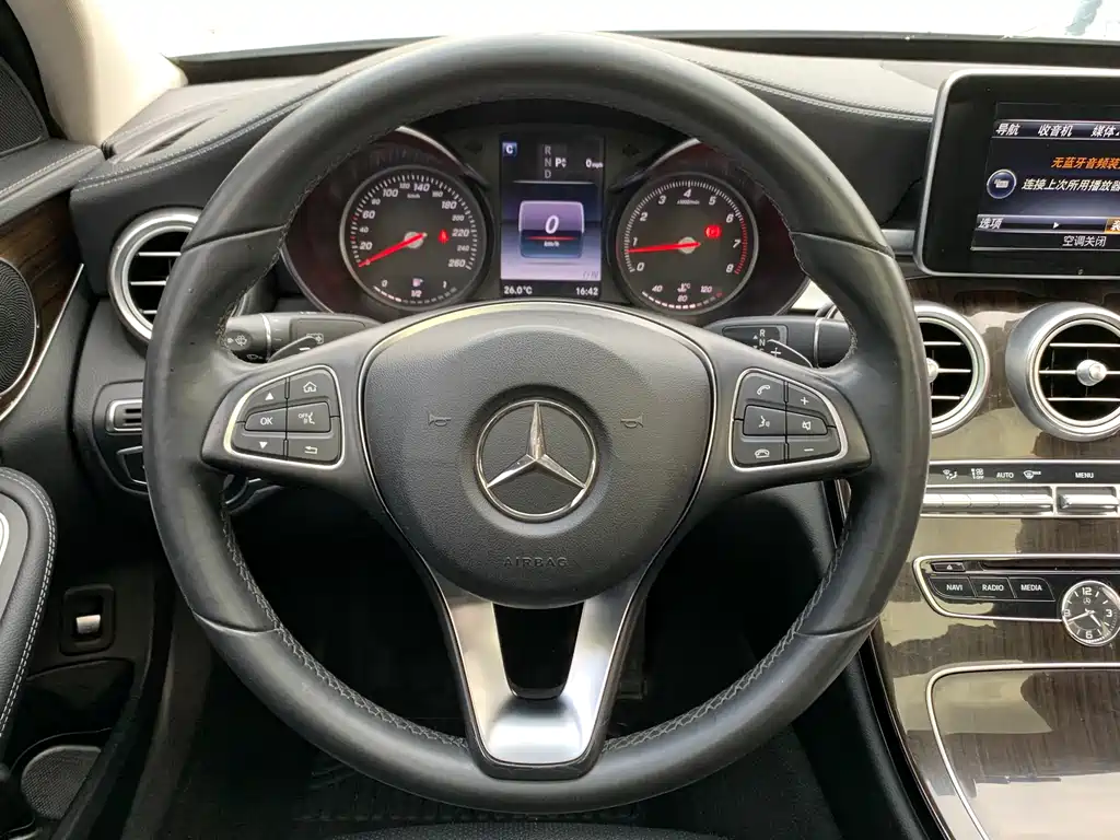 Mercedes-Benz C-Class 2017 — фото 7