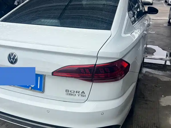 Volkswagen Bora 2023