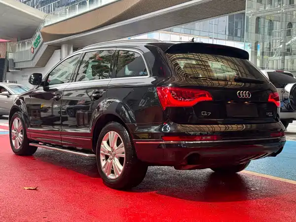 Audi Q7 2012