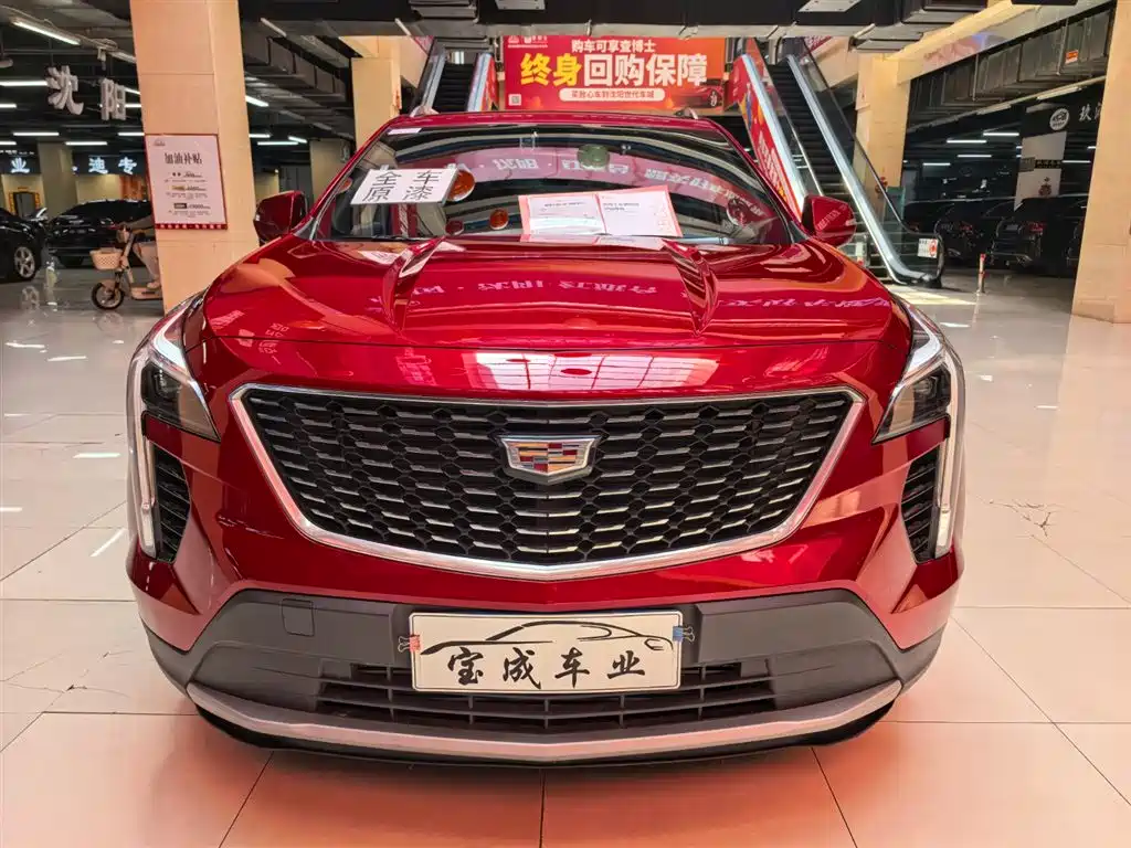 Cadillac XT4 2021 — фото 2