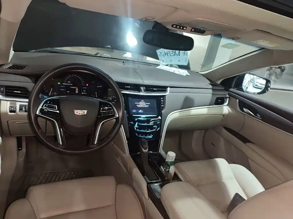 Cadillac XTS 2016 — фото 10