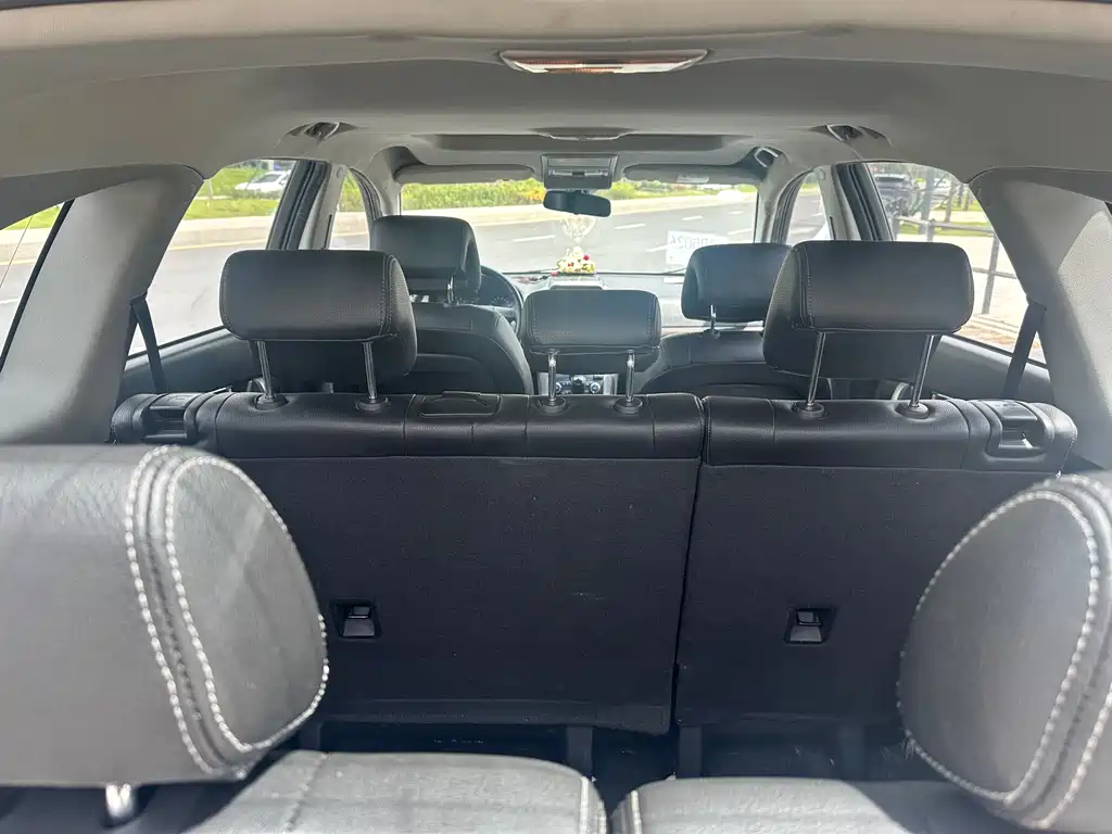 Chevrolet Captiva 2016 — фото 14