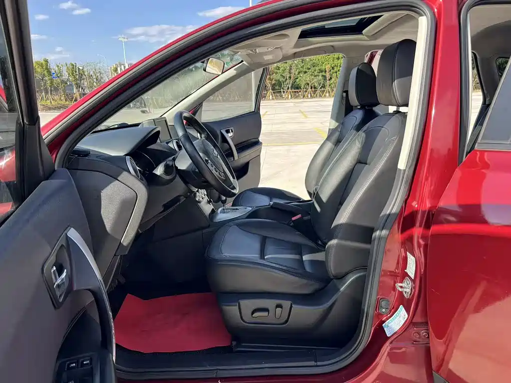 Nissan Qashqai 2013 — фото 10