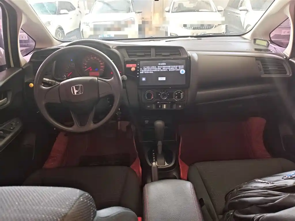 Honda Fit 2017 — фото 6