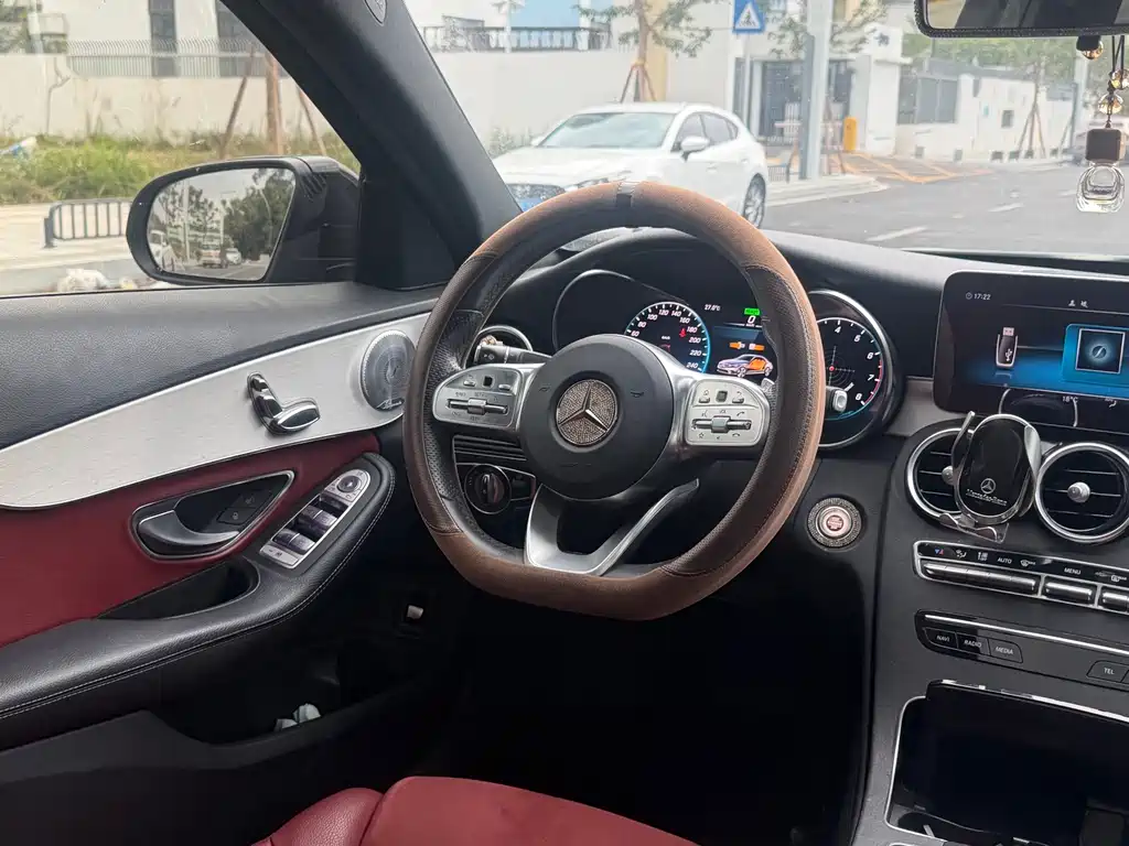 Mercedes-Benz C-Class 2021 — фото 14