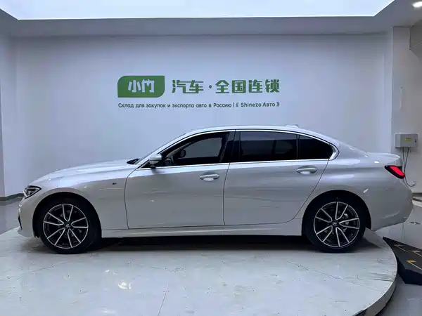 BMW 3 Series 2022
