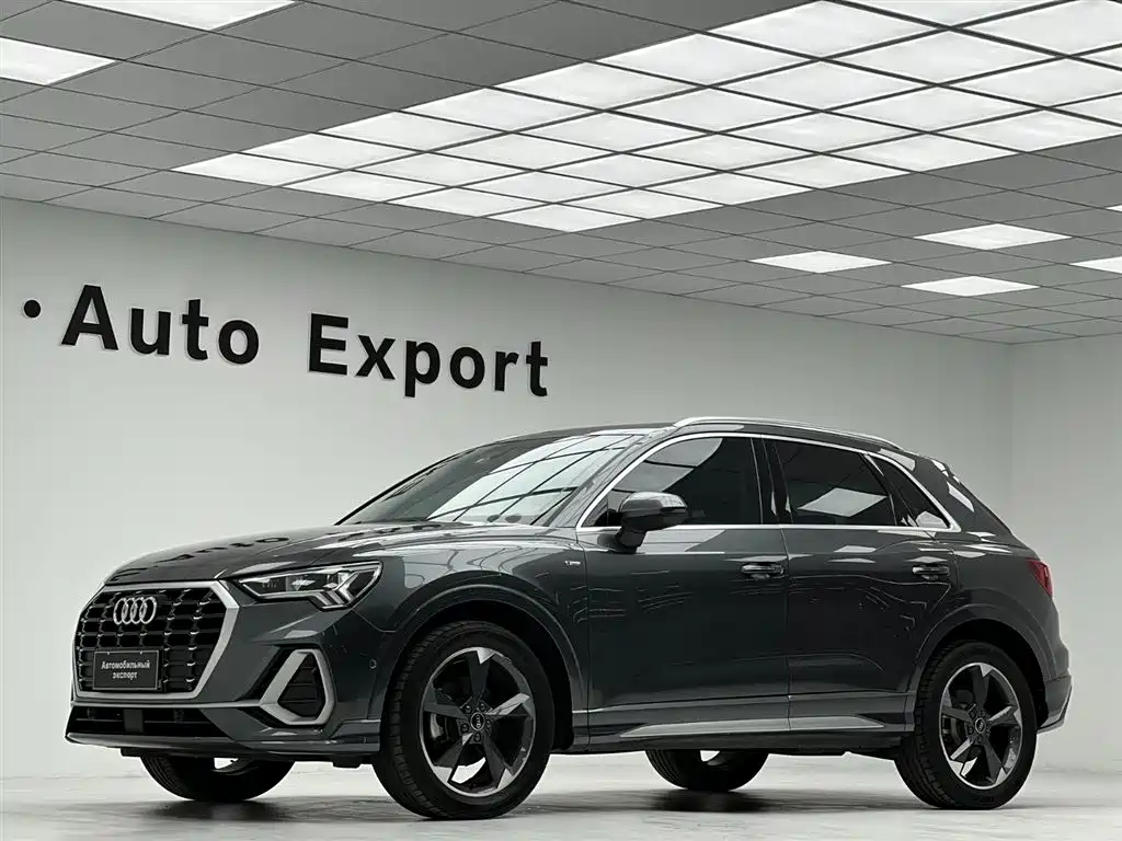 Audi Q3 2021 — фото 7