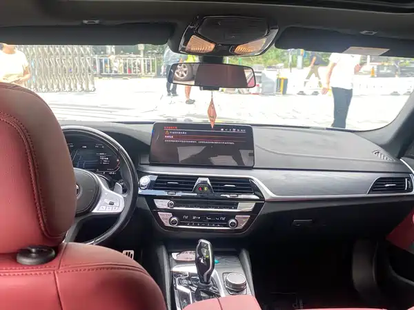 BMW 5 Series 2023