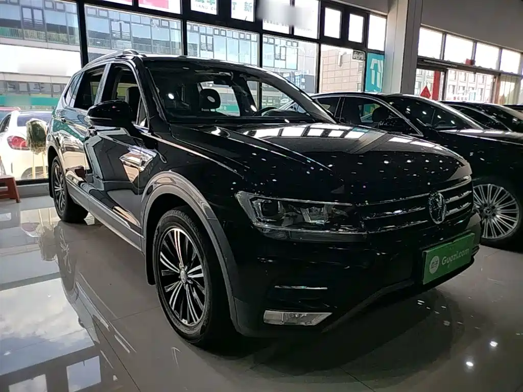 Volkswagen Tiguan L 2020 — фото 4