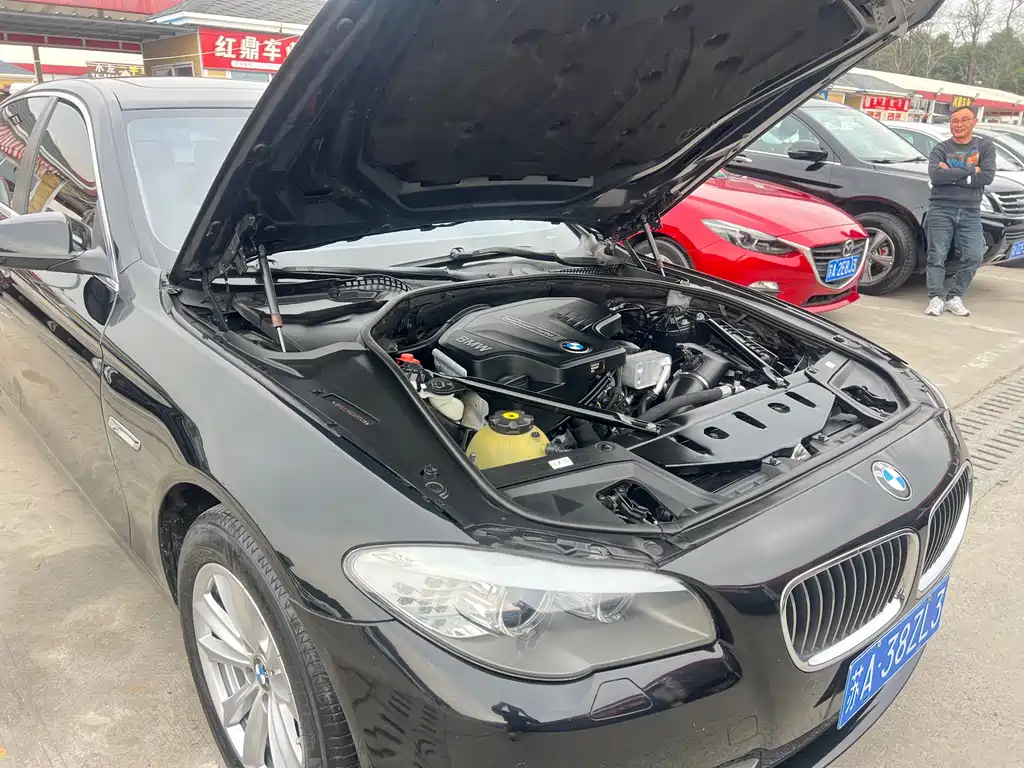BMW 5 Series 2013 — фото 26