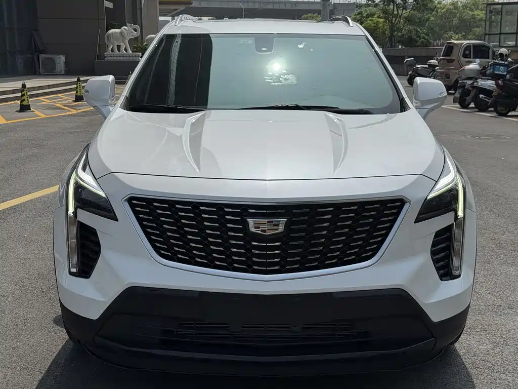 Cadillac XT4 2022 — фото 27