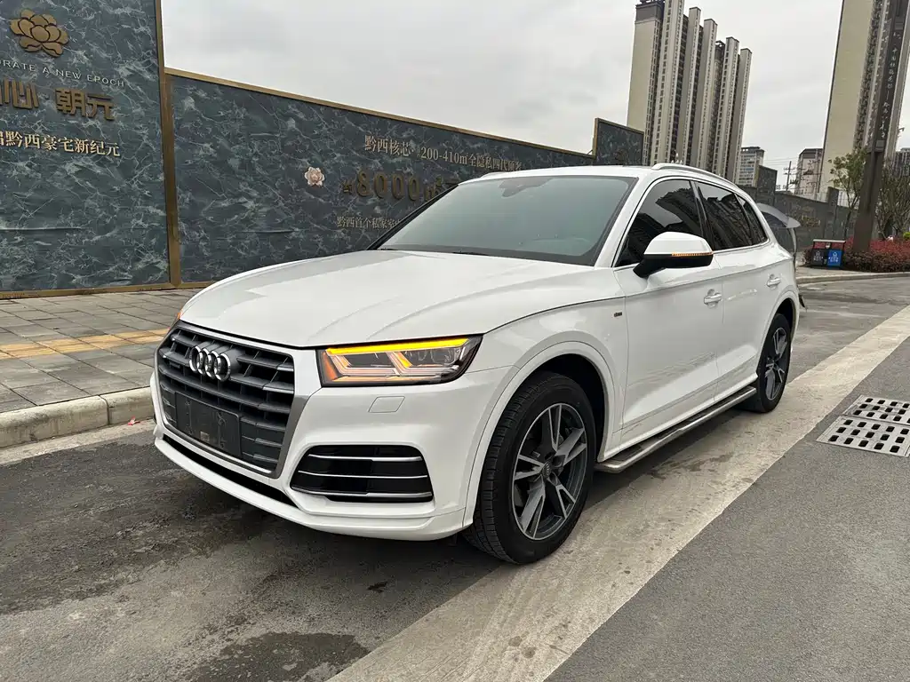 Audi Q5L 2018 — фото 2