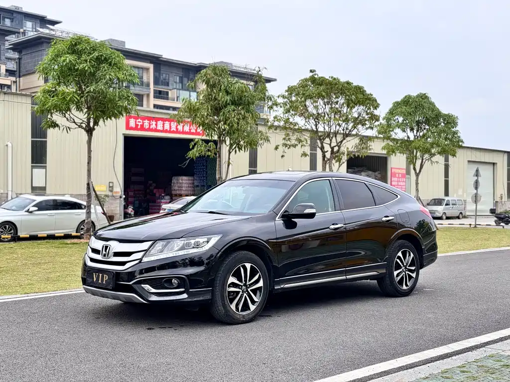 Honda Crosstour 2016