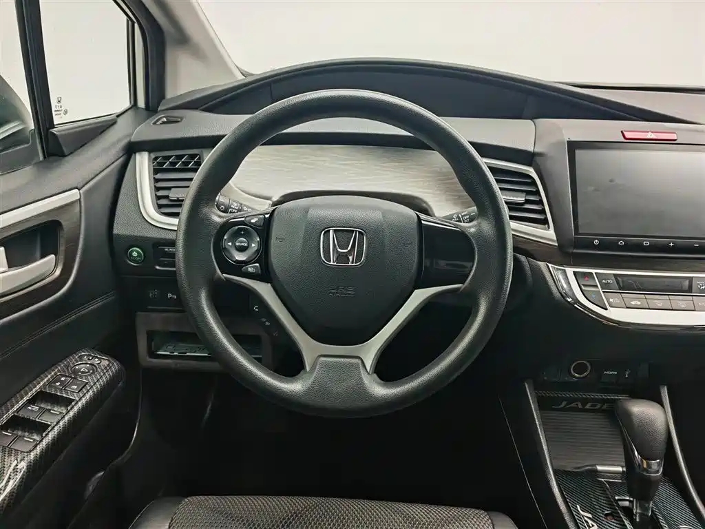 Honda Jade 2016 — фото 11