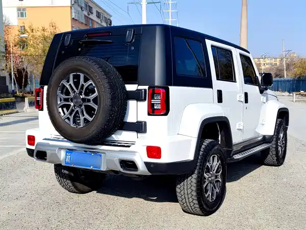 BAIC BJ40 2024