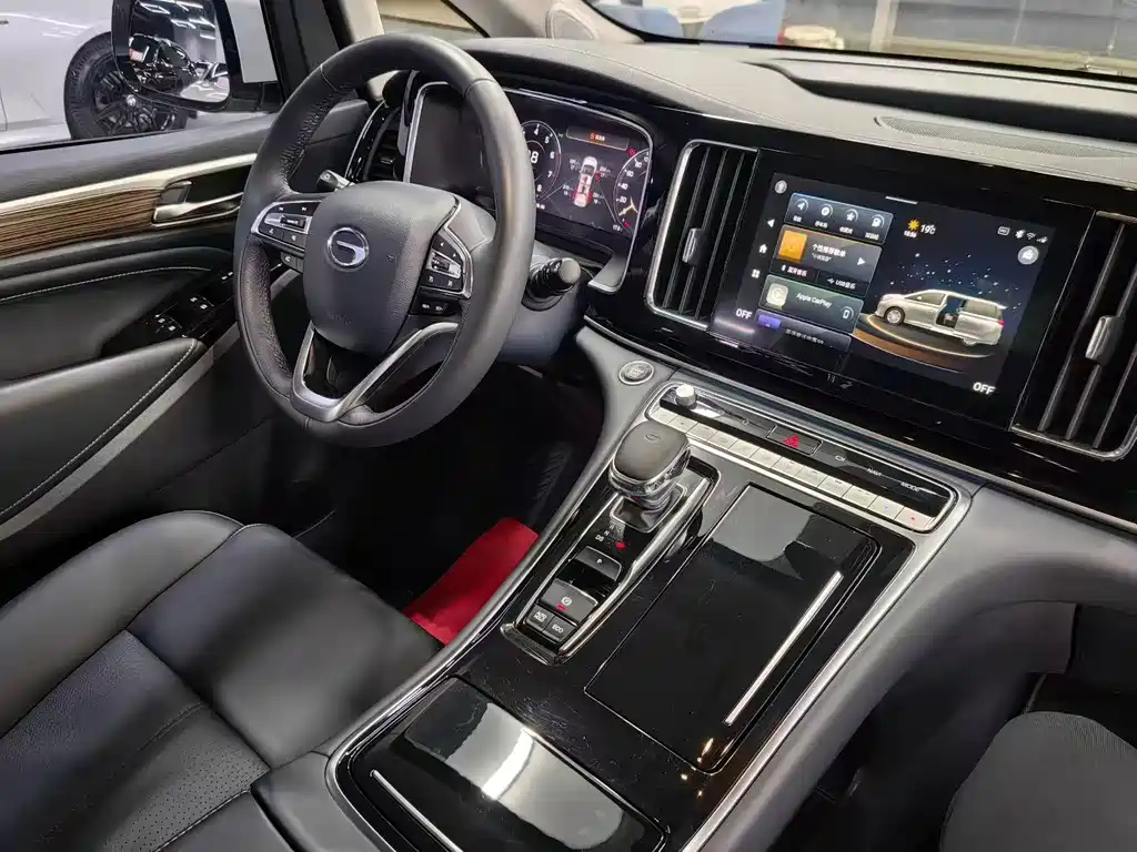 GAC Motor Trumpchi M8 2023 — фото 3