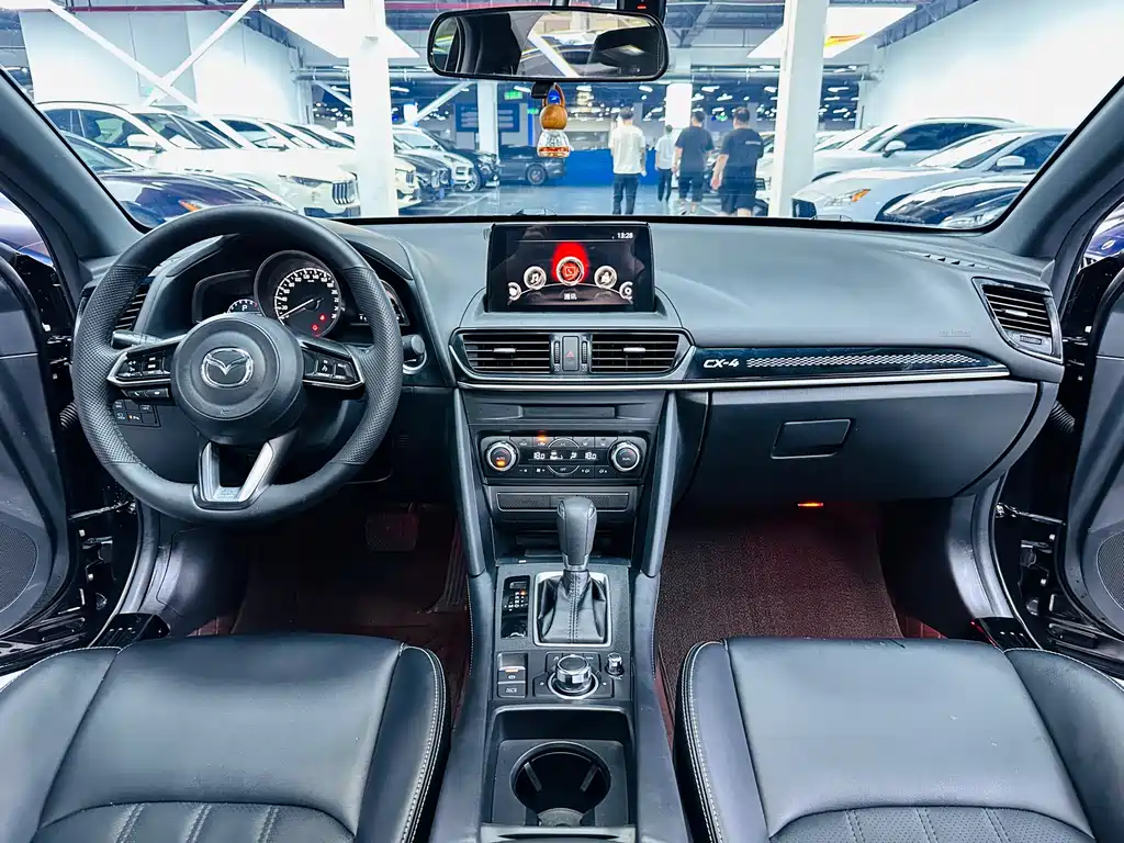 Mazda CX-4 2021