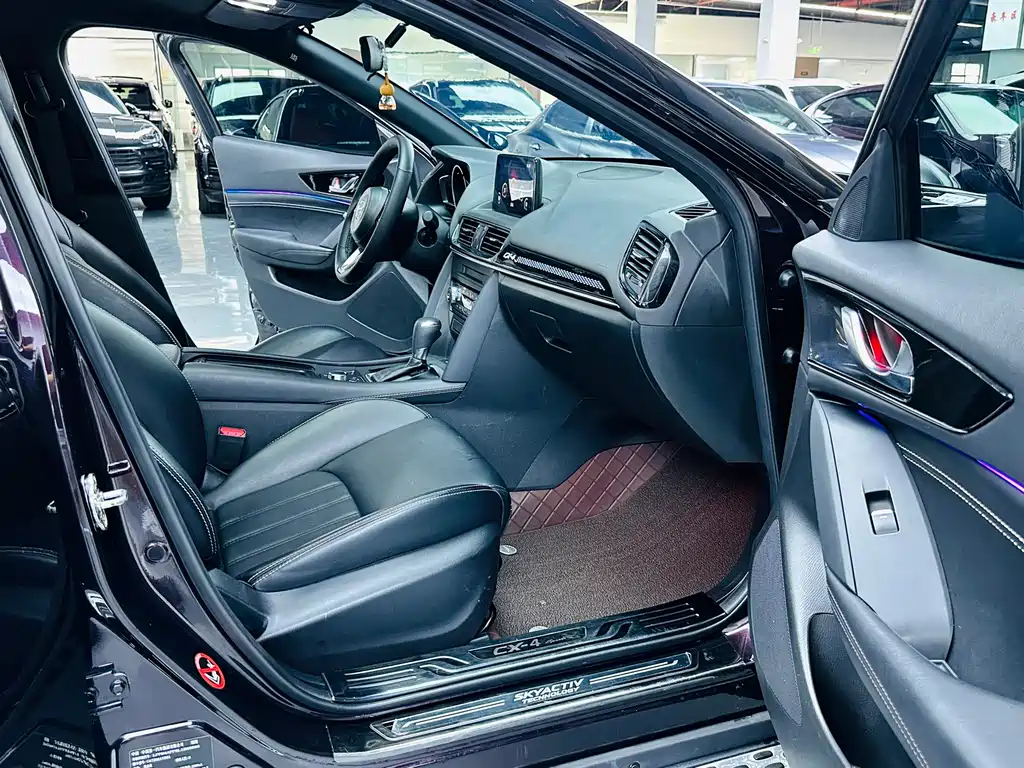 Mazda CX-4 2021