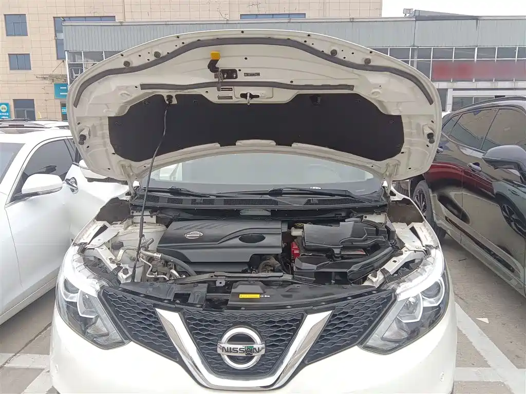 Nissan Qashqai 2017 — фото 20