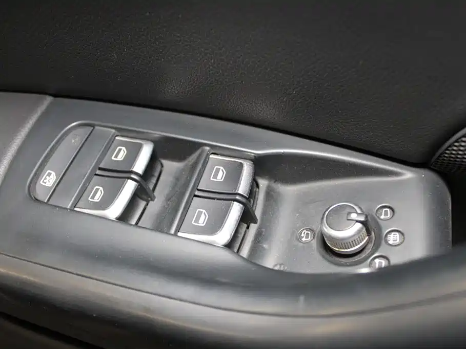 Audi Q3 2014 — фото 13