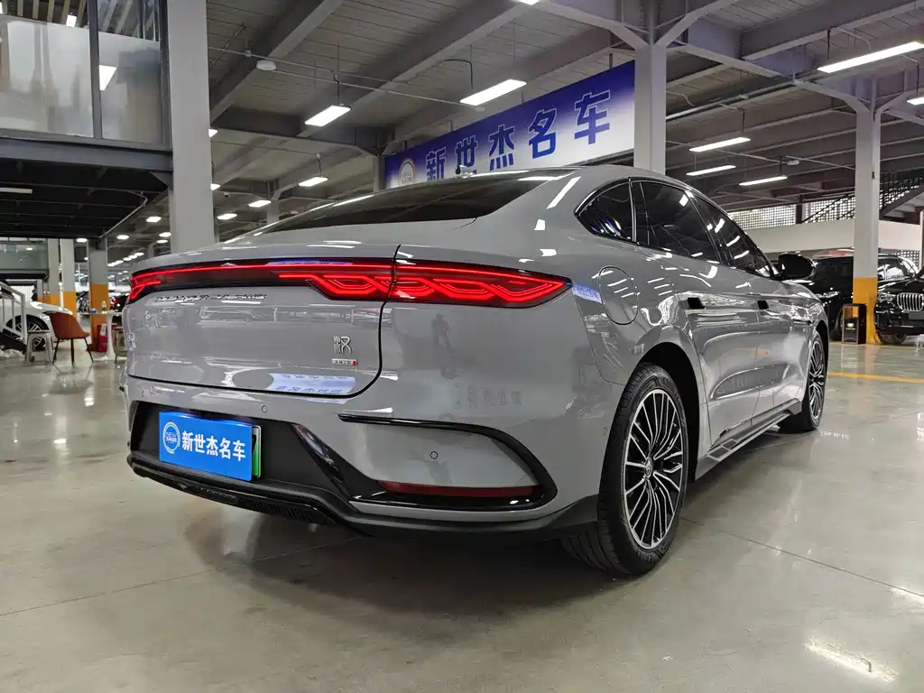 BYD Han 2025 — фото 14