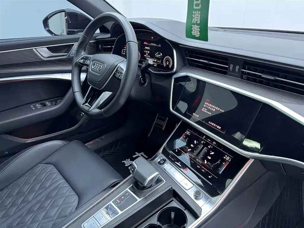 Audi A6L 2025 — фото 19