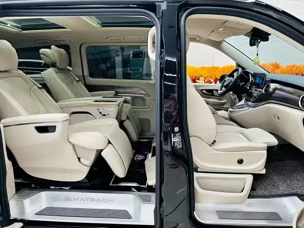 Mercedes-Benz V-Class 2023