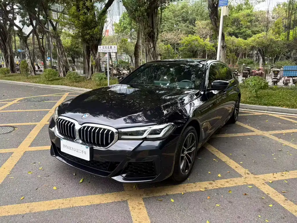 BMW 5 Series 2023 — фото 1
