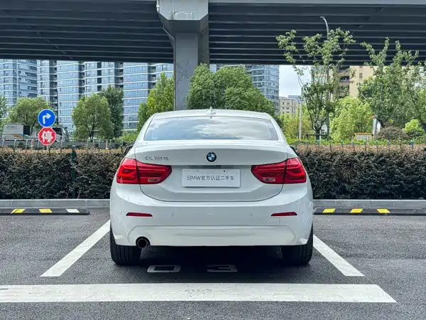 BMW 1 Series 2019