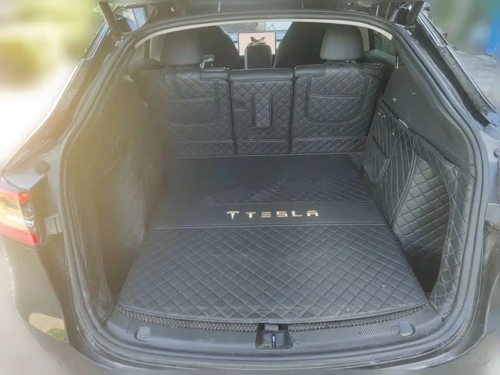 Tesla Model Y 2022 — фото 15