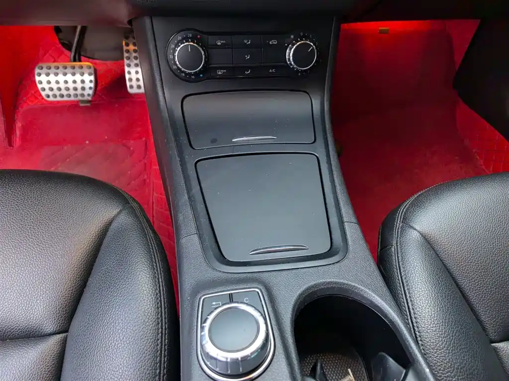 Mercedes-Benz B-Class 2015 — фото 11