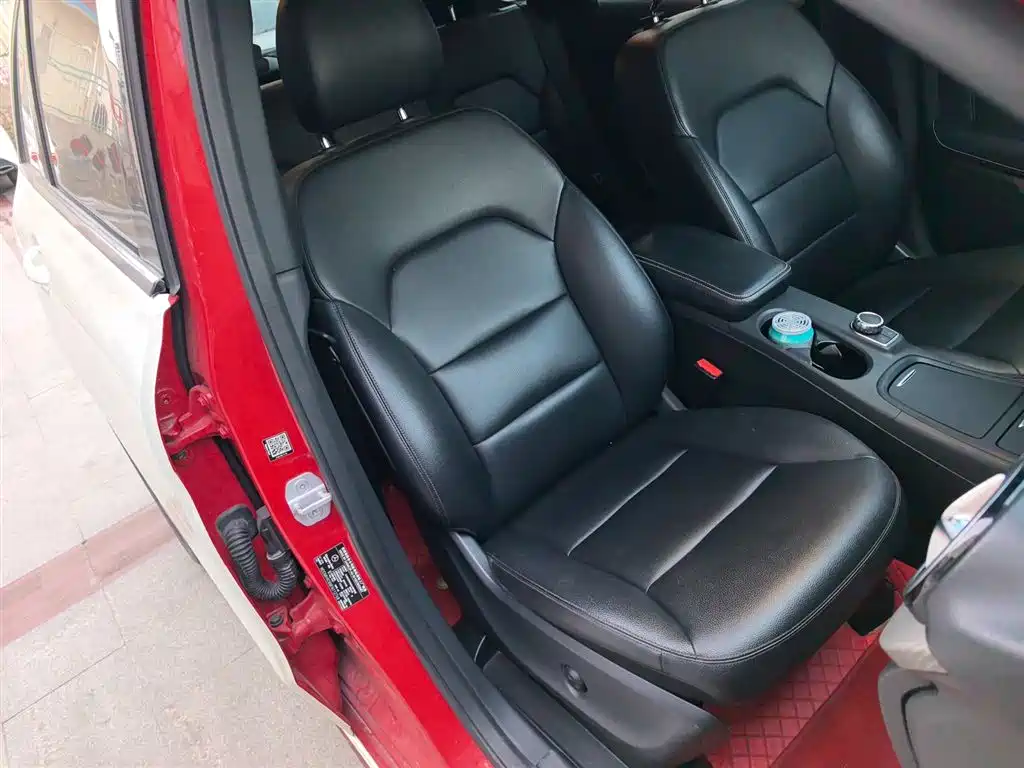 Mercedes-Benz B-Class 2015 — фото 21