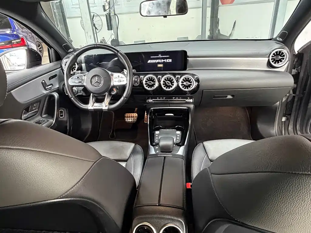 Mercedes-Benz A-Class AMG 2022 — фото 9