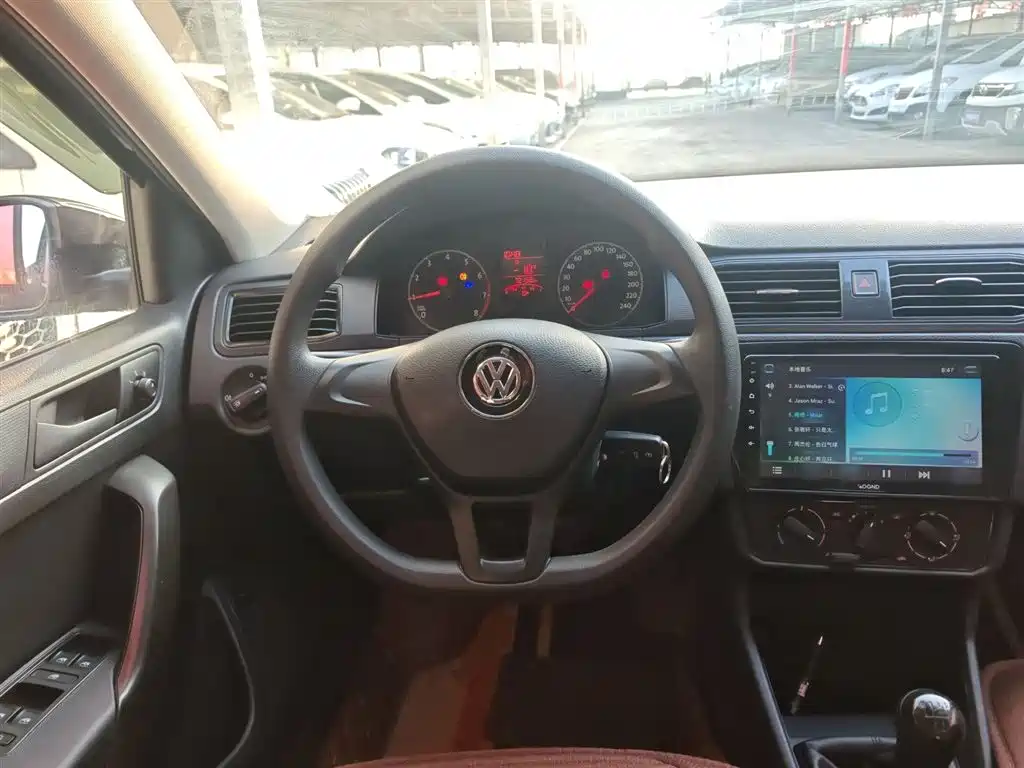 Volkswagen Santana 2018 — фото 11