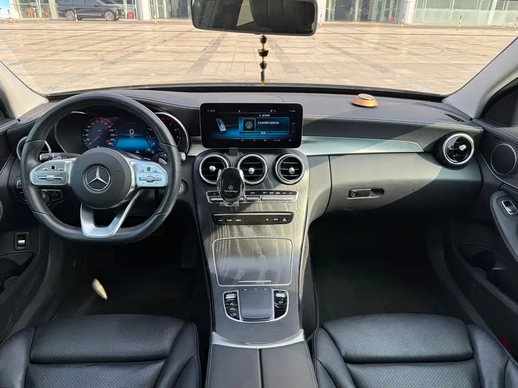 Mercedes-Benz C-Class 2020 — фото 8