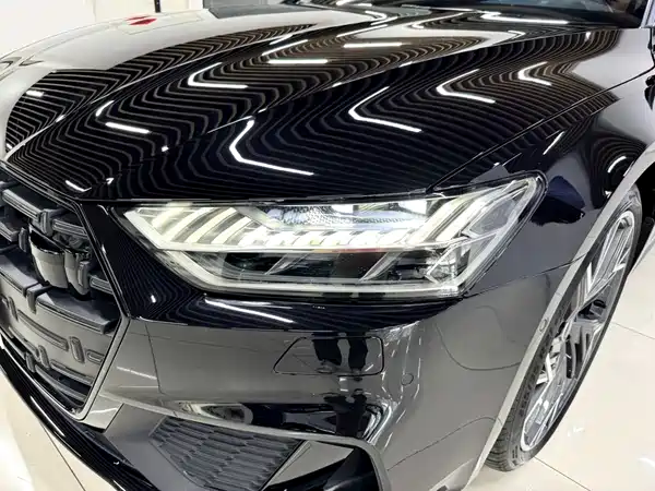 Audi A7L 2024