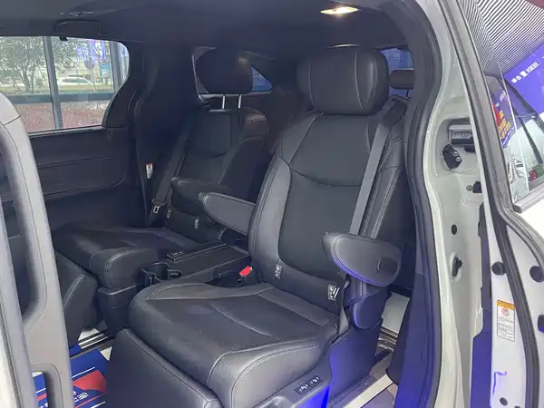 Toyota Sienna 2021