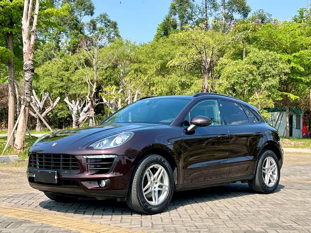Porsche Macan 2018 — фото 1