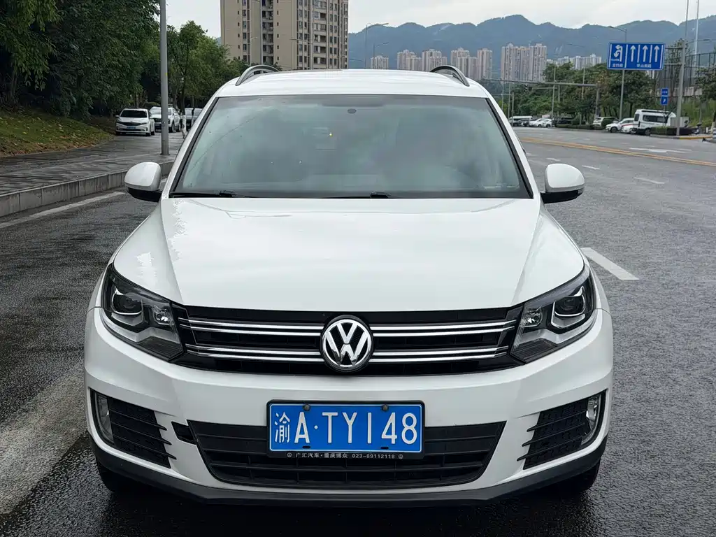 Volkswagen Tiguan 2016 — фото 11