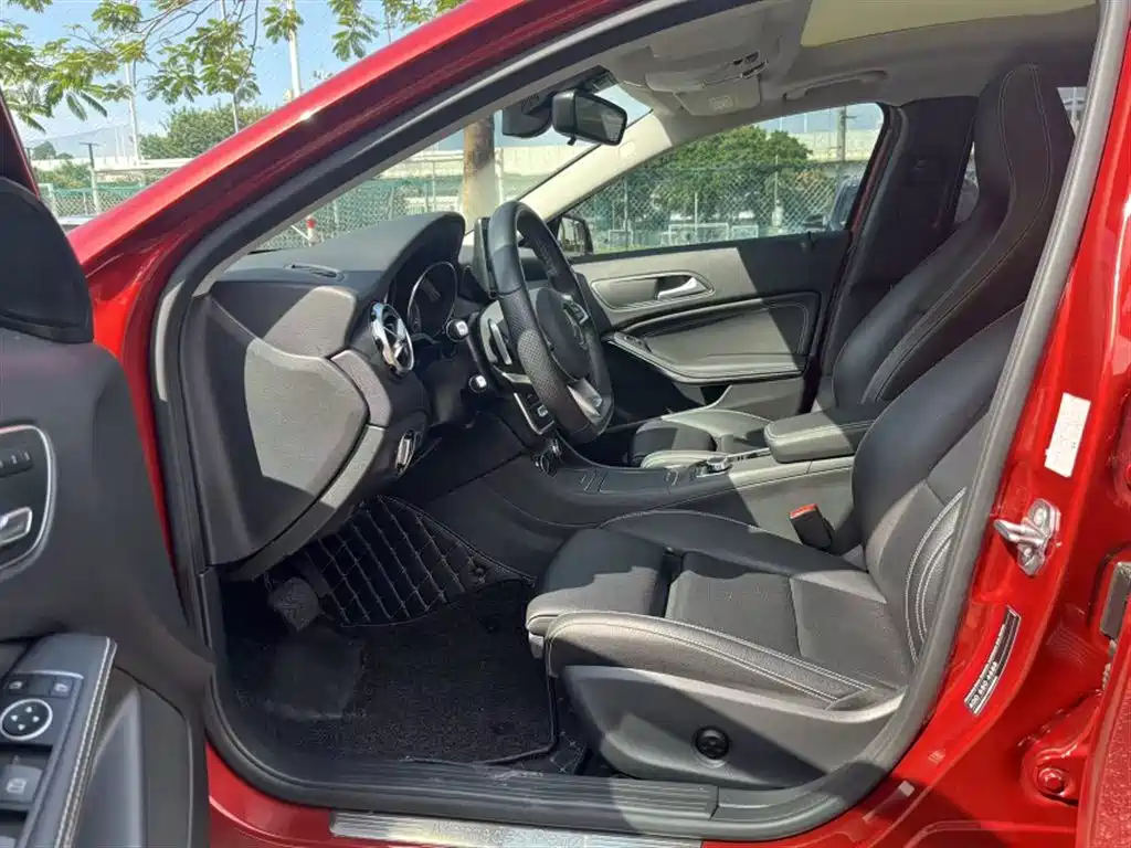 Mercedes-Benz GLA 2020 — фото 19