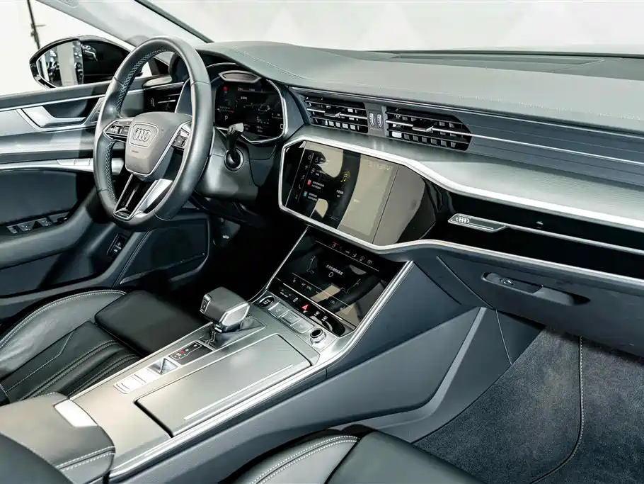 Audi A7 2024 — фото 19