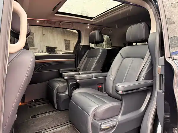 GAC Trumpchi M8 2021